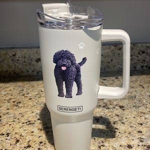 Serengeti tumbler